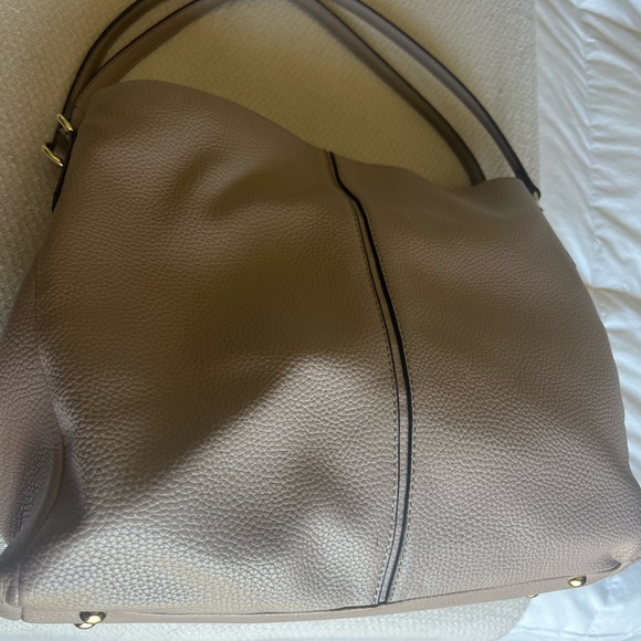 Anne Klein Leather handbag, like new. Excellent condition. Gold hardware. - Picture 6 of 12